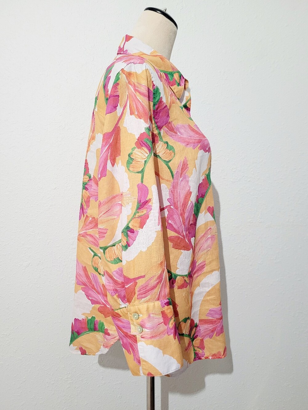 Chico’s 100% Linen Floral Button Front Blouse Women’s Size US 10 Pink Classic - Picture 4 of 11